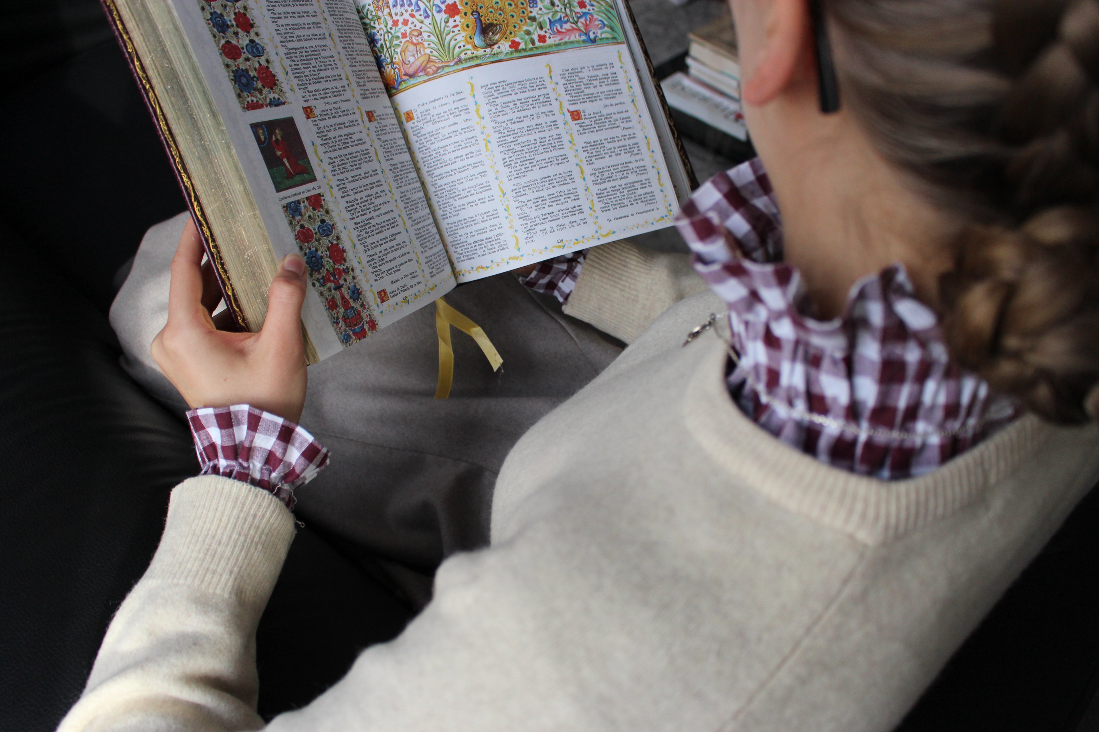 𝑳’𝒆𝒏𝒔𝒆𝒎𝒃𝒍𝒆 𝑪𝒐𝒍 𝒆𝒕 𝑴𝒂𝒏𝒄𝒉𝒆𝒕𝒕𝒆𝒔 𝑩𝒆𝒓𝒏𝒂𝒅𝒆𝒕𝒕𝒆