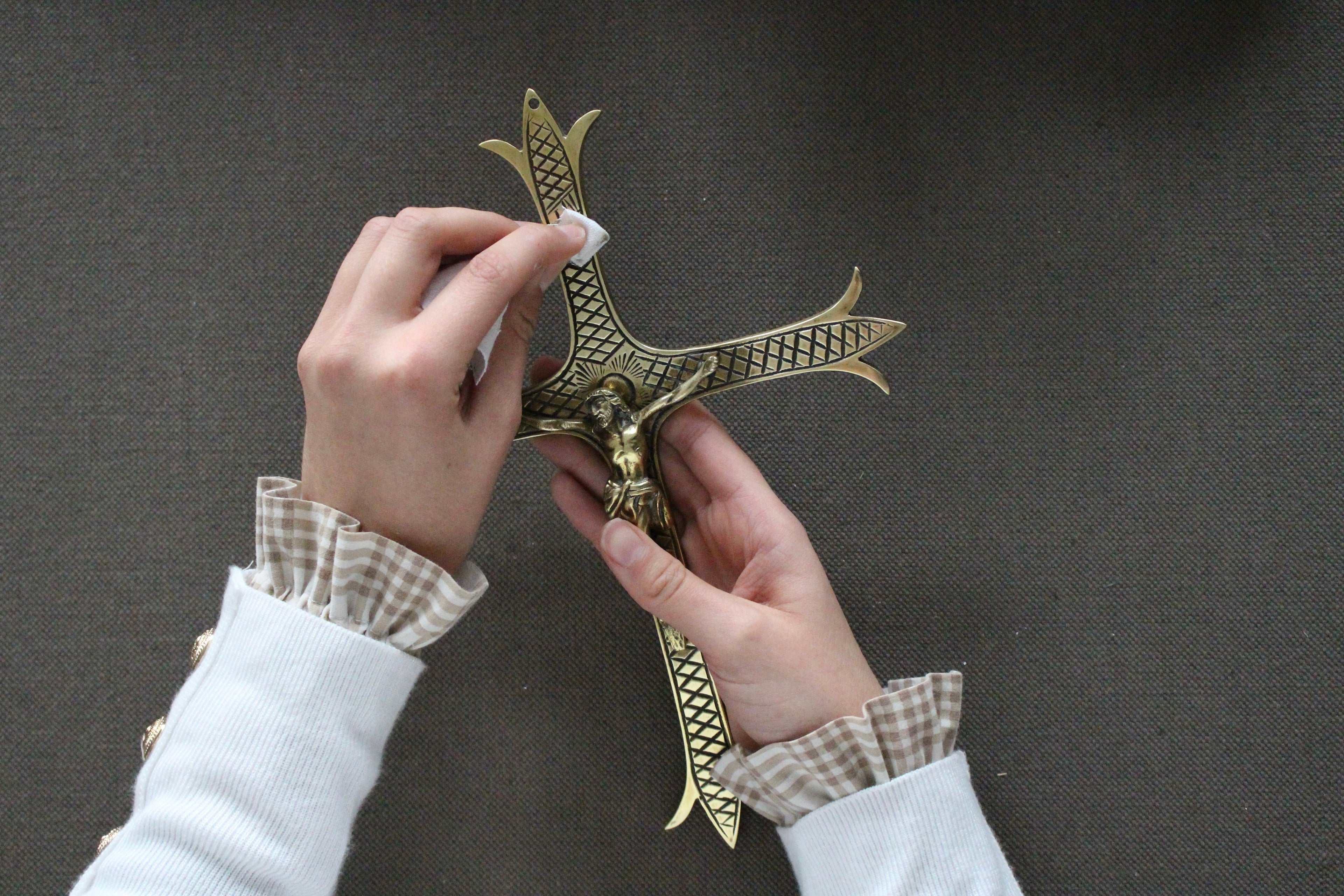 𝑳’𝒆𝒏𝒔𝒆𝒎𝒃𝒍𝒆 𝑪𝒐𝒍 𝒆𝒕 𝑴𝒂𝒏𝒄𝒉𝒆𝒕𝒕𝒆𝒔 𝑩𝒆𝒓𝒏𝒂𝒅𝒆𝒕𝒕𝒆